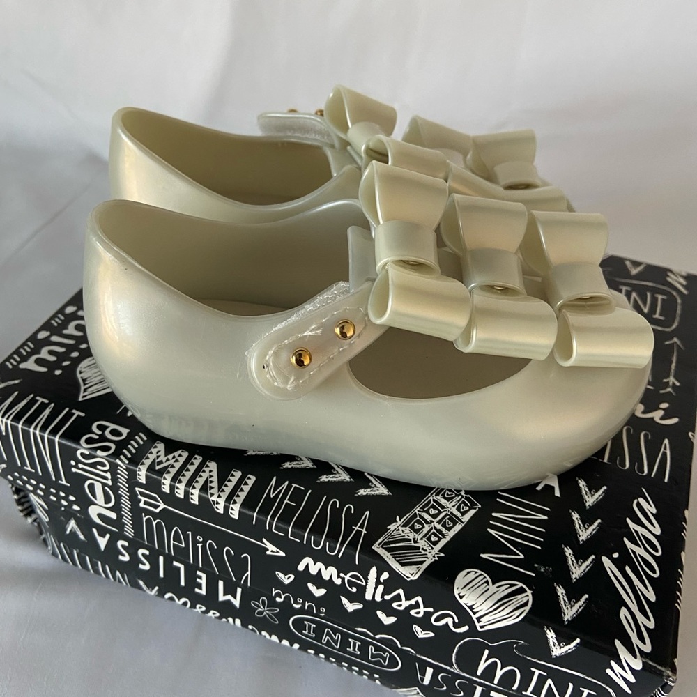 Mini Melissa triple bow shoes